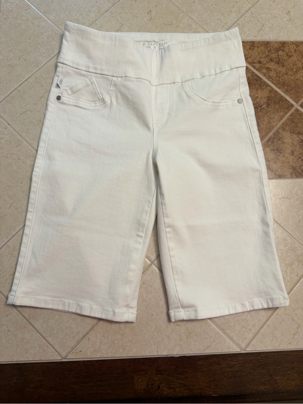 Rock & Republic White Bermuda Shorts